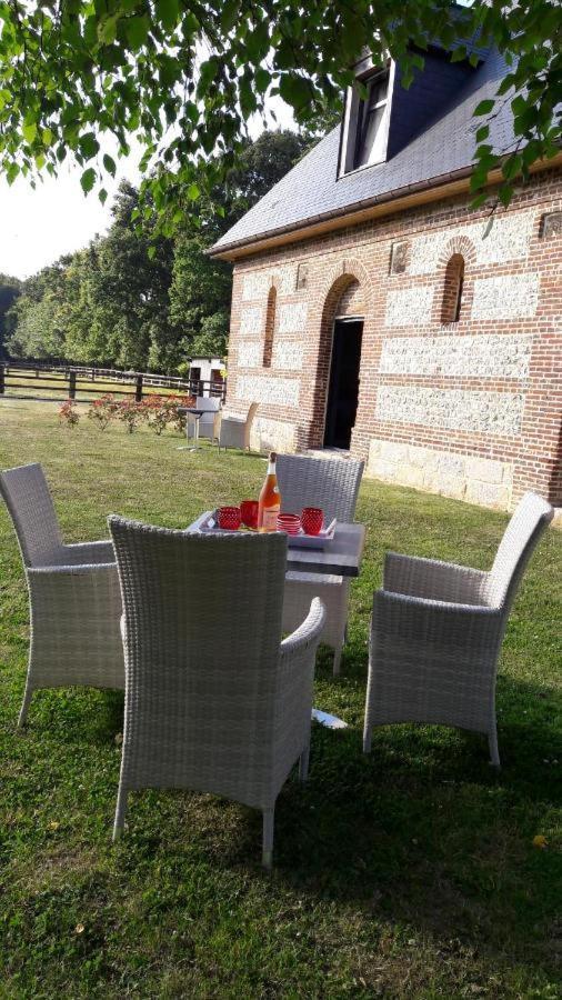 Domaine De Janville Paluel Exterior photo